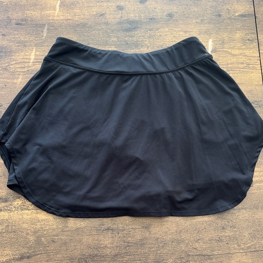 Black tennis skirt